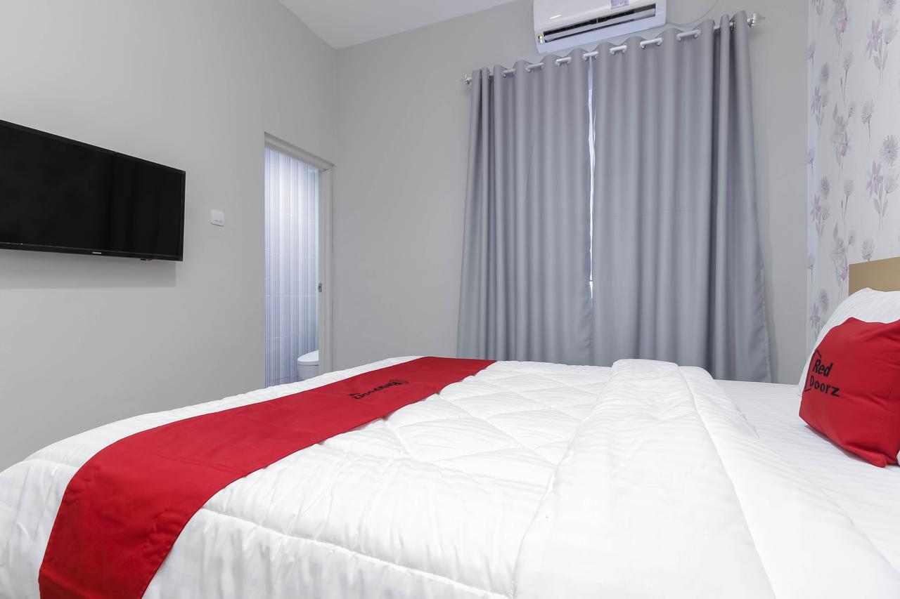Reddoorz Syariah Near Metropolitan Mall Bekasi Exterior photo